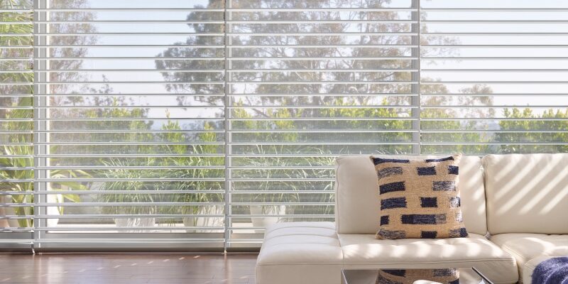 hunter-douglas-silhouette-clear Silhouette® Shades Clearview Mystere